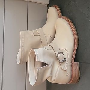 Frye veronica bootie